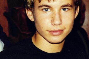 He was on every teen magazine cover in America. Then, at 16, Jonathan Taylor Thomas just walked away — and where he went surprised everyone.