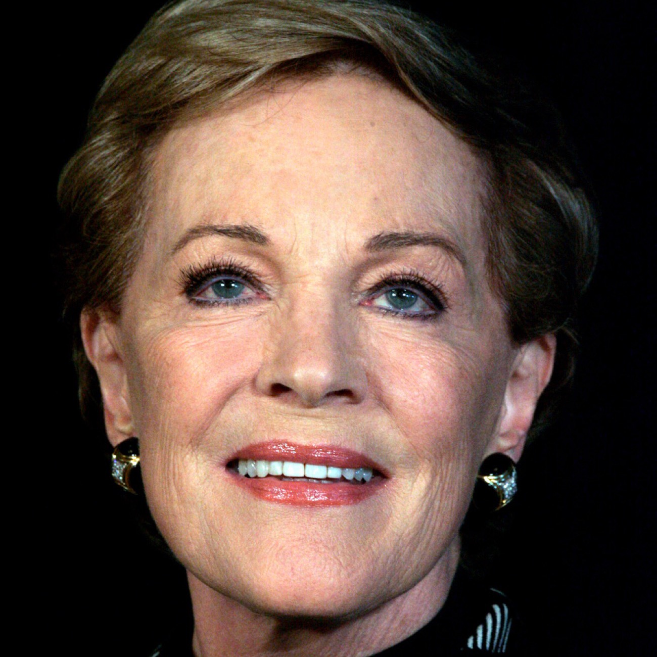The voice narrating Bridgerton comes out of a closet on Long Island. Her grandson built it