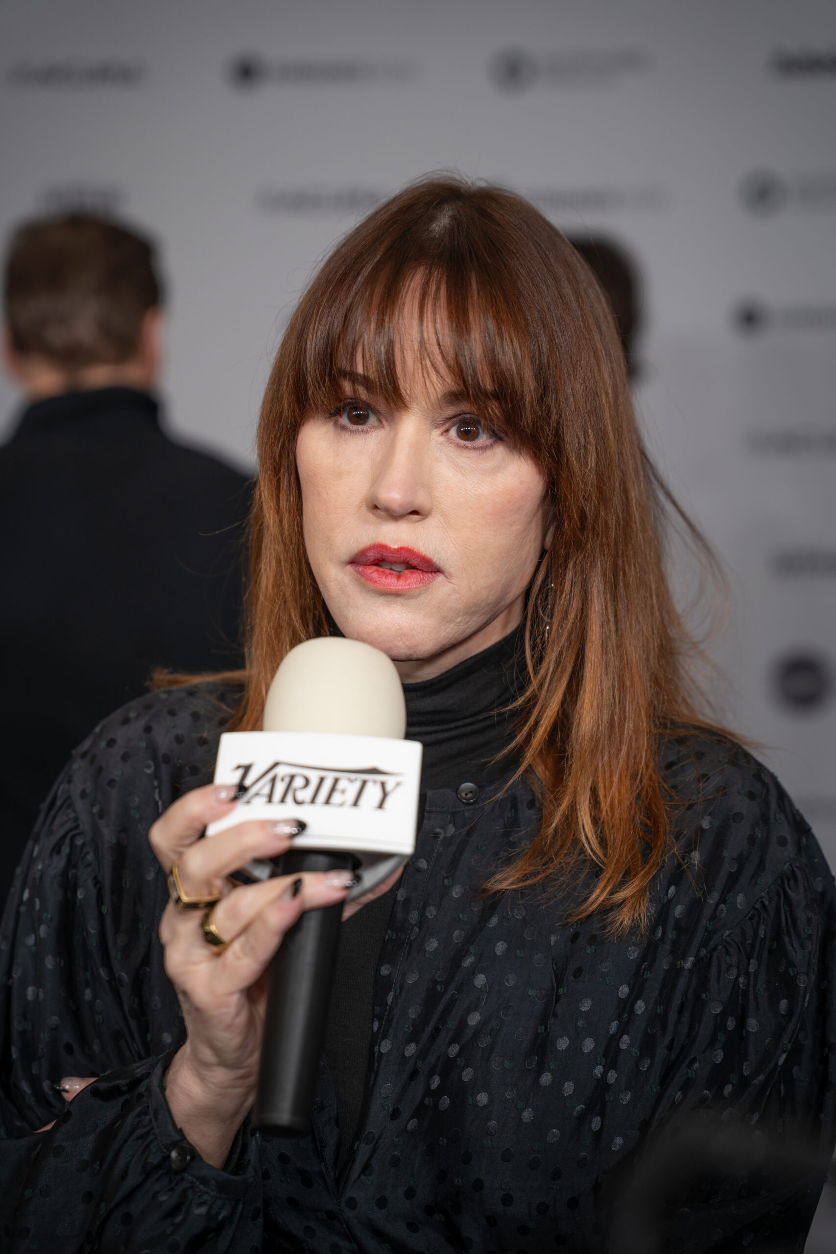 If you were a teenager in the 1980s, one face pretty much is the decade. At 58, Molly Ringwald is walking into one of the most talked-about shows on TV.