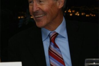 Remember paramedic John Gage from "Emergency!"? Randolph Mantooth has died at 80