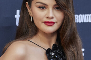 Her first birthday as a married woman, Selena Gomez skipped the red carpet 🍝 She spent it in an apron, making pasta by hand in a Tuscan village. And her husband's note at day's end explains it all